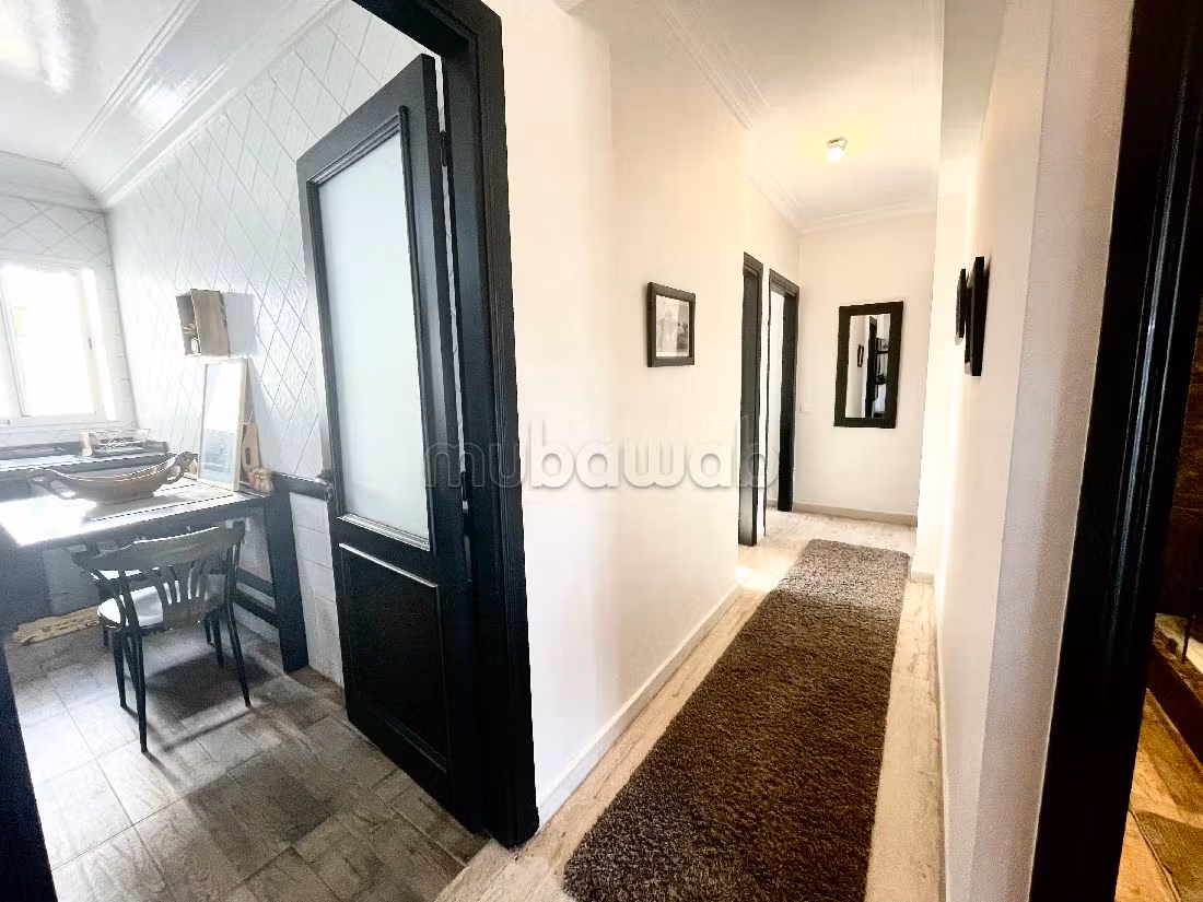 Appartamento da acquistare a Bourgogne Est. Superficie di 145 m². Splendido giardino e comodo posto auto