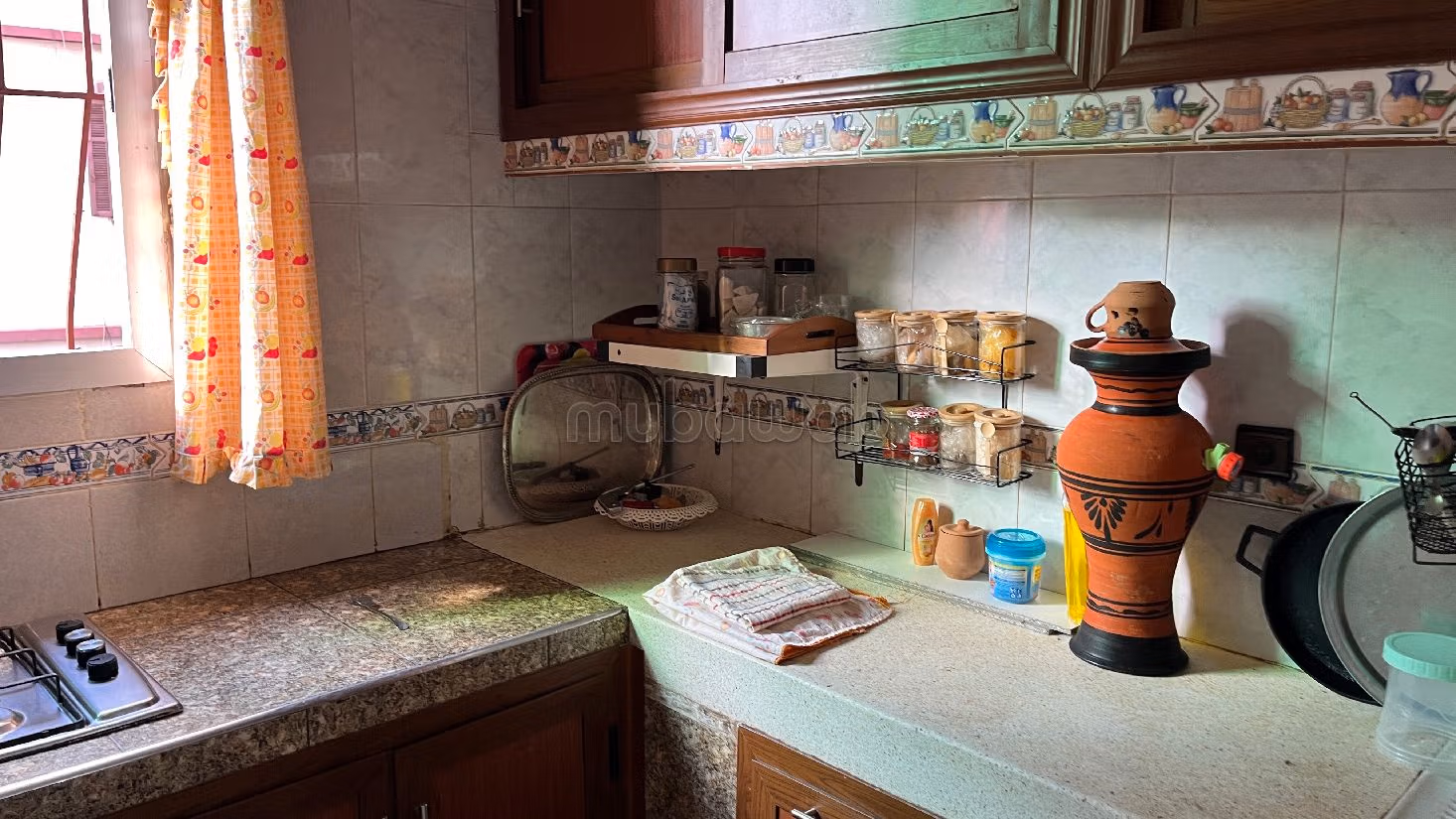 شقة للبيع الطابق الأول حي الفرح الفداء