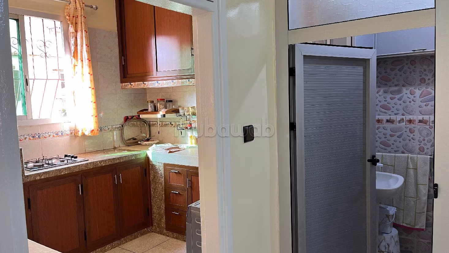 شقة للبيع الطابق الأول حي الفرح الفداء