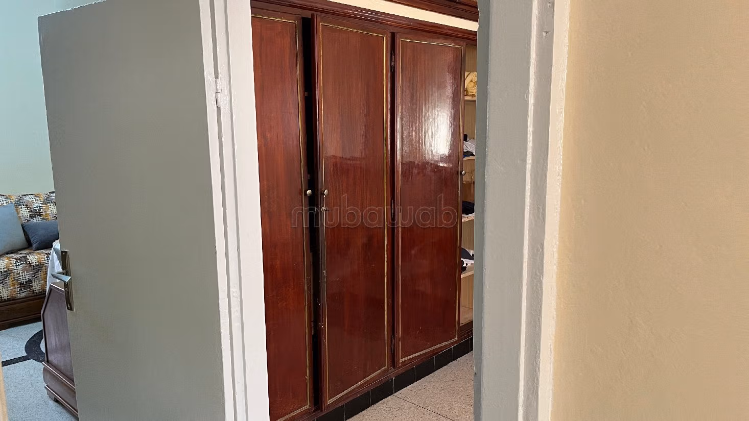 شقة للبيع الطابق الأول حي الفرح الفداء