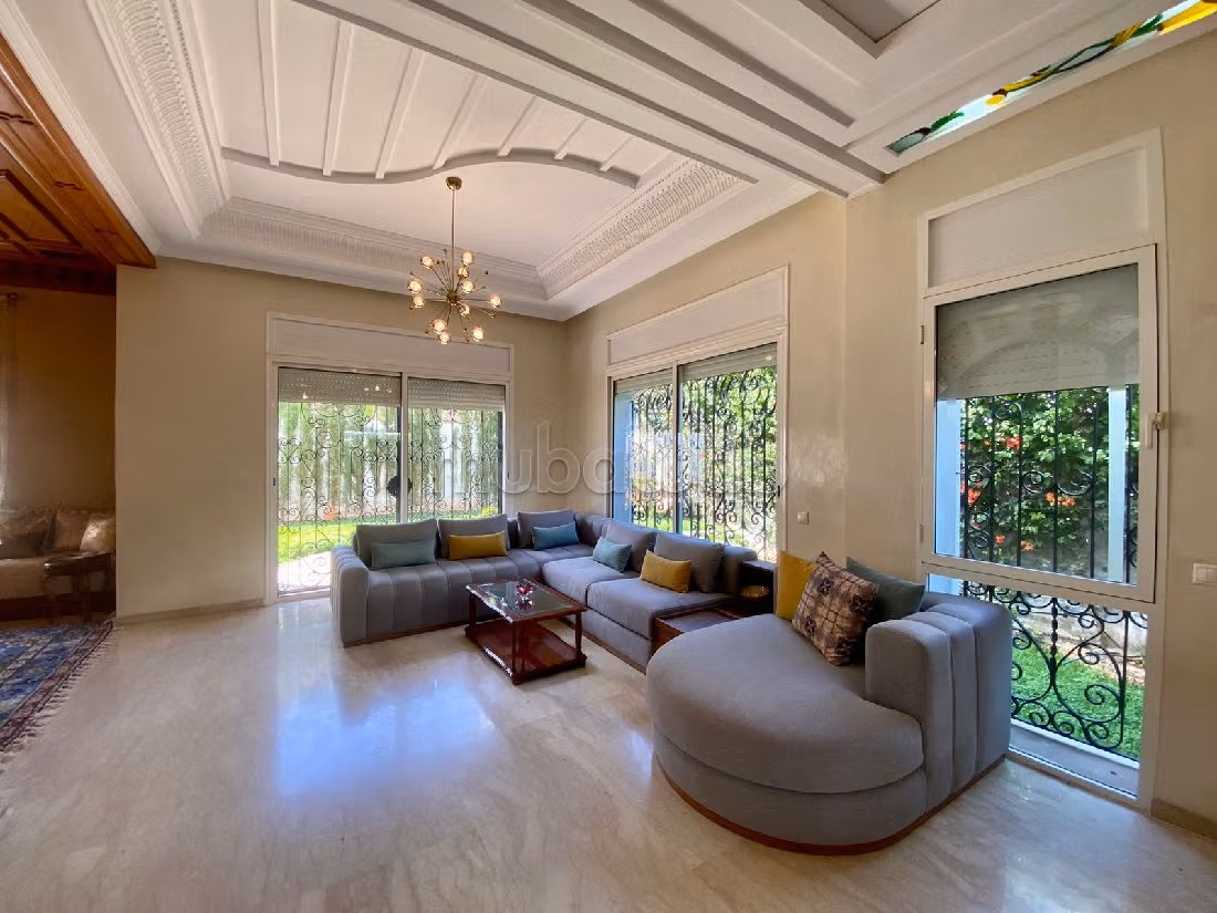 Villa habitation Non Meublée 460 m² Ain Diab Ext