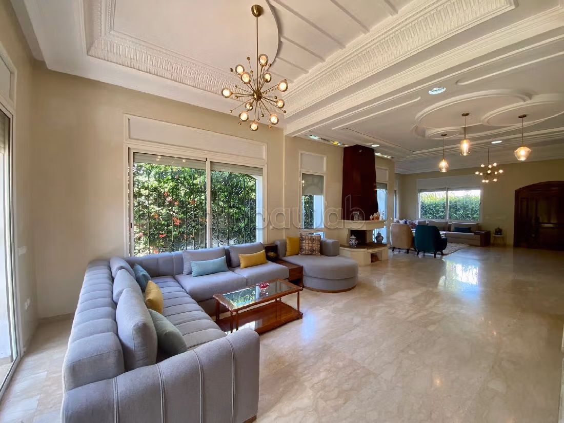 Villa habitation Non Meublée 460 m² Ain Diab Ext