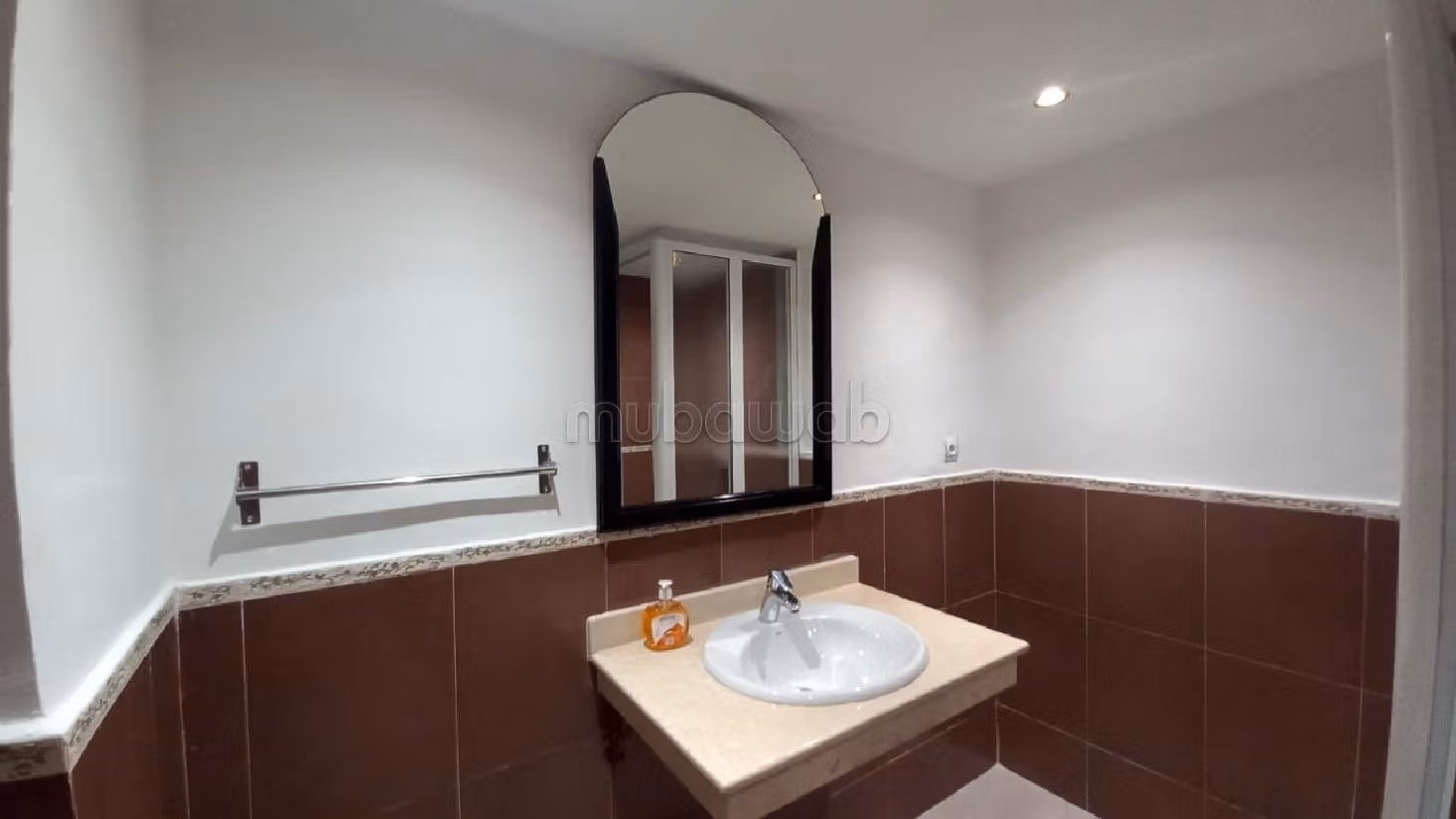 Affitto appartamento a Centre. Superficie totale 100 m². Con ascensore e terrazzo