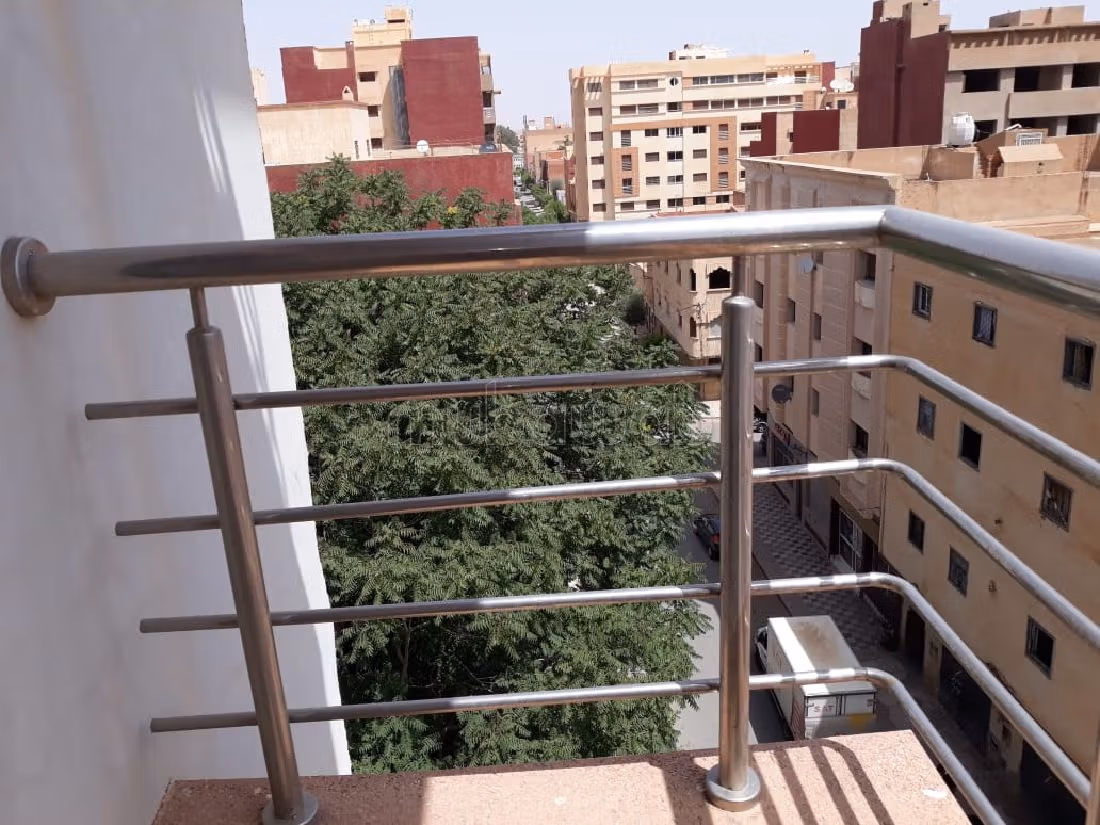 Bonito piso en venta en Centre ville. 3 habitaciones. Ascensor y terraza