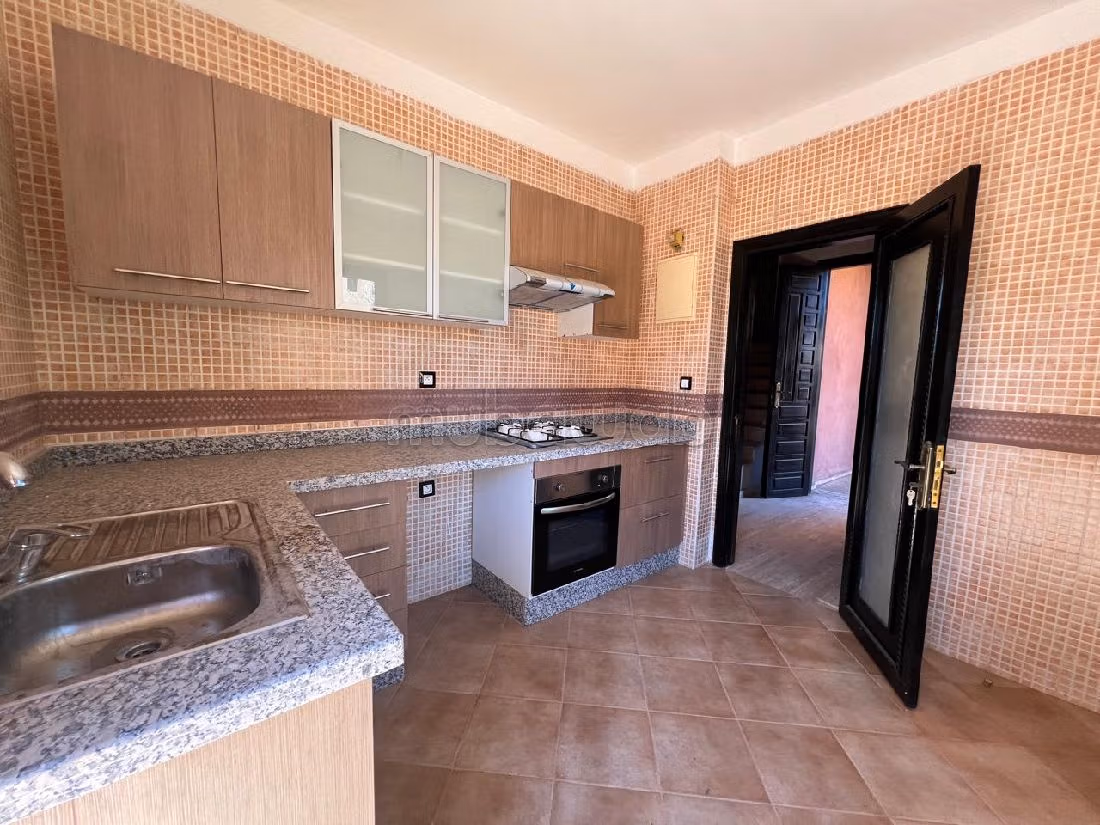 Villa 3 ch à vendre route de Fés/ Ouarzazate