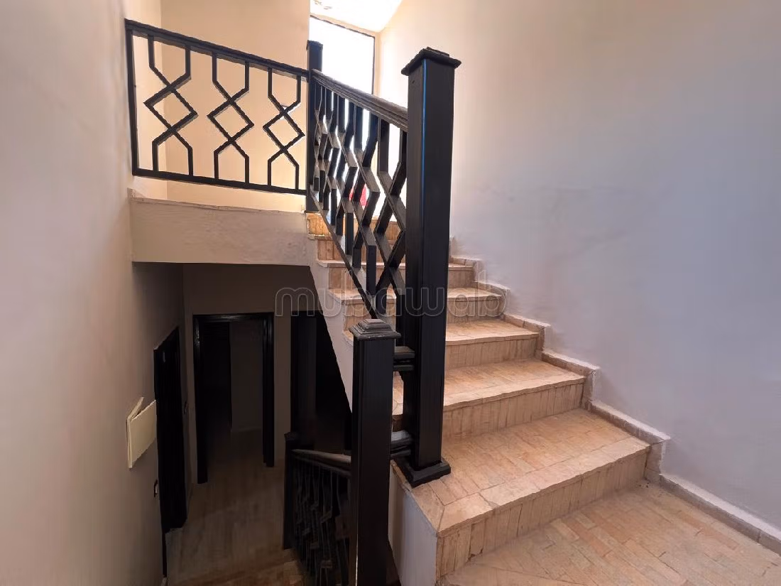 Villa 3 ch à vendre route de Fés/ Ouarzazate