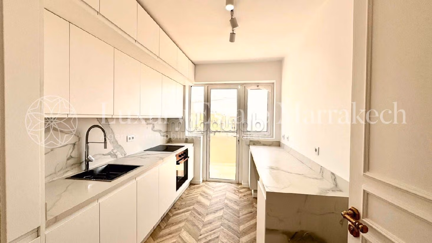 Bonito piso en venta en Camp Al Ghoul. Gran superficie 160 m². Con Ascensor, balcón. 