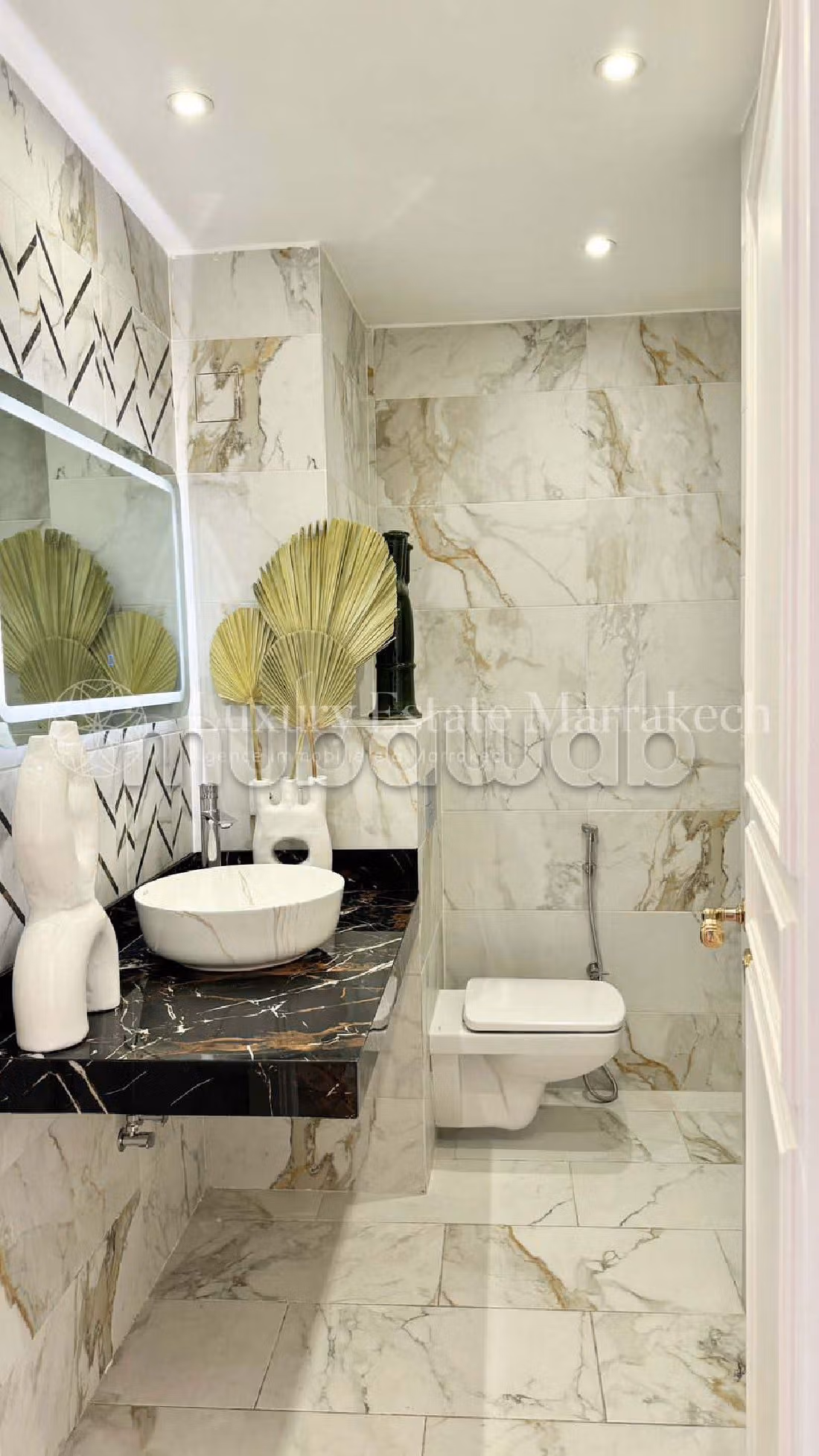 Bonito piso en venta en Camp Al Ghoul. Gran superficie 160 m². Con Ascensor, balcón. 