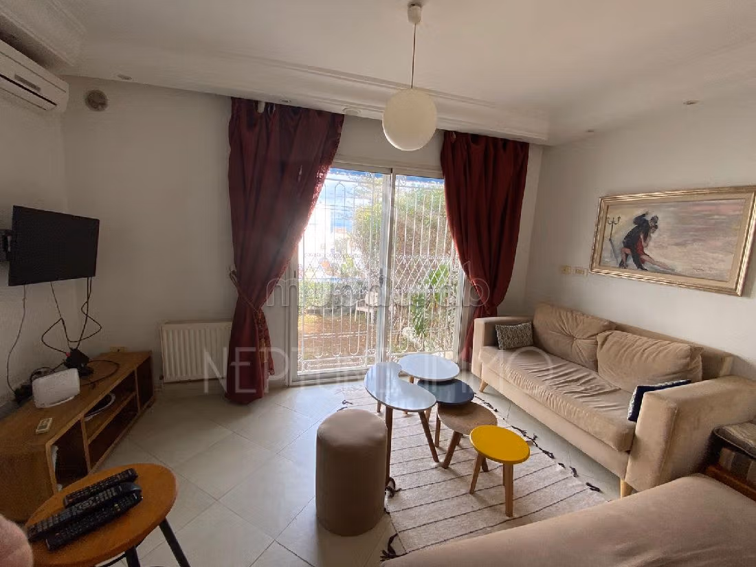 Appartement meublé avec Jardin á la Marsa