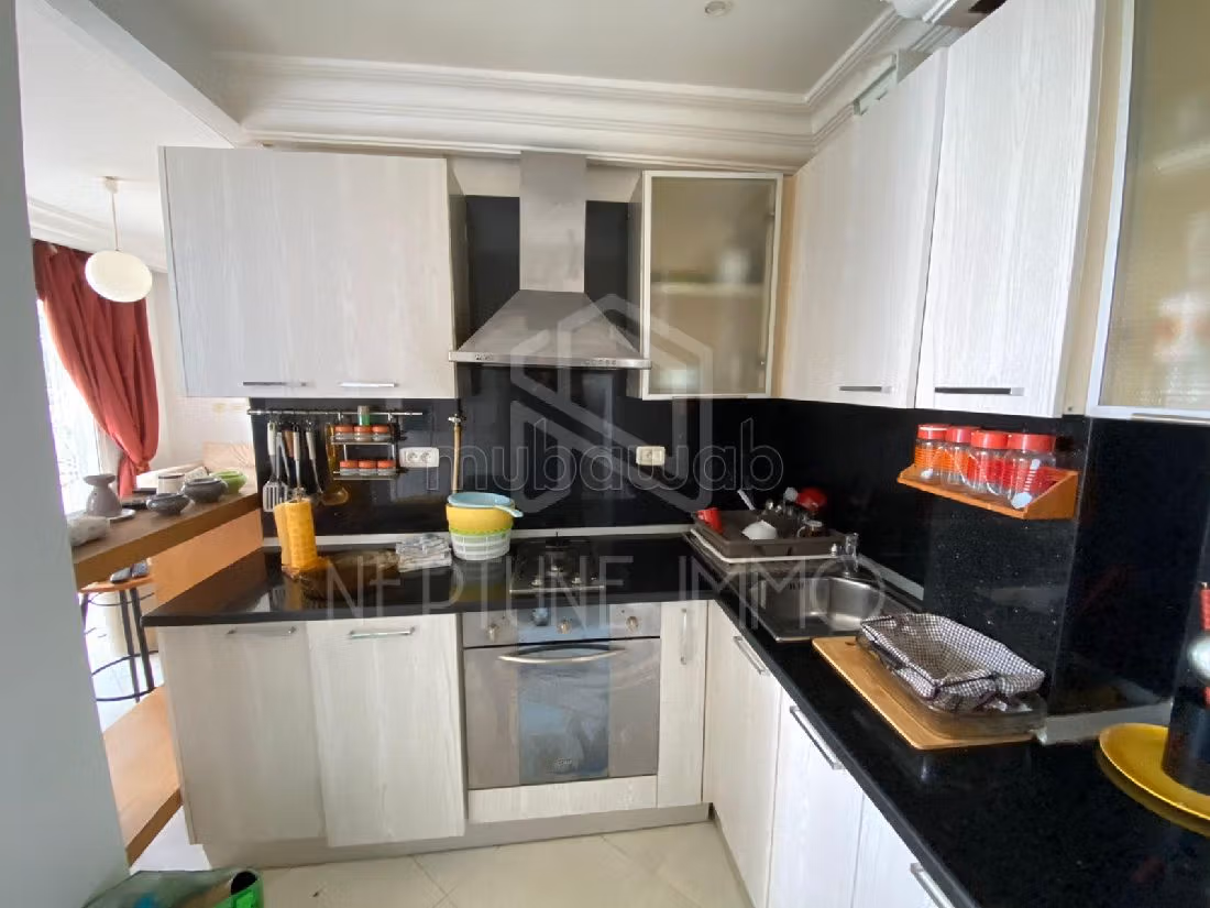Appartement meublé avec Jardin á la Marsa
