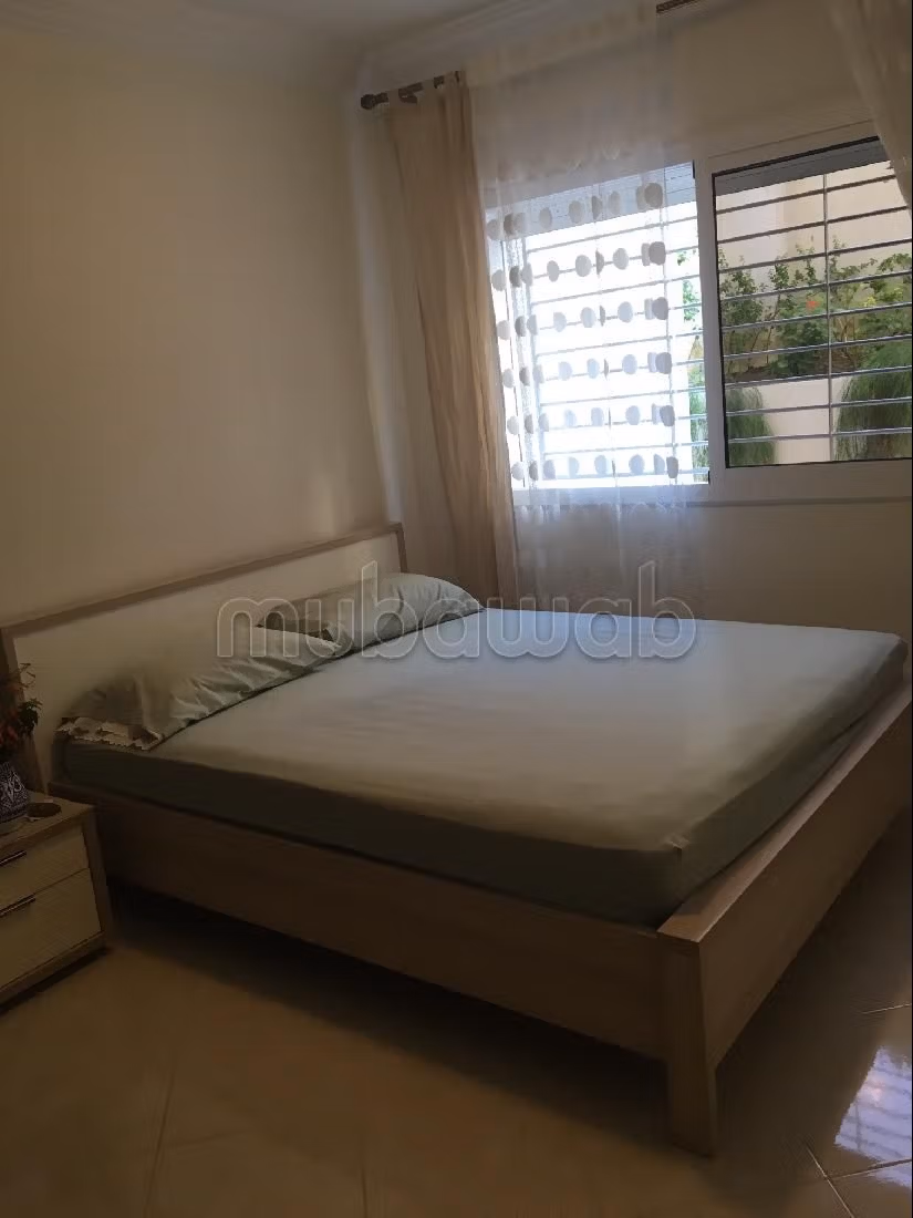 Apartment for sale in Marchan. 2 beautiful rooms. Ample storage space