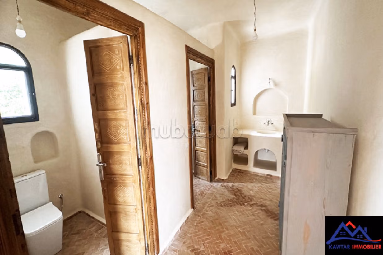 Magnificent villa for sale in Village Ifran. Dimension 7000 m². Parking spaces and terrace