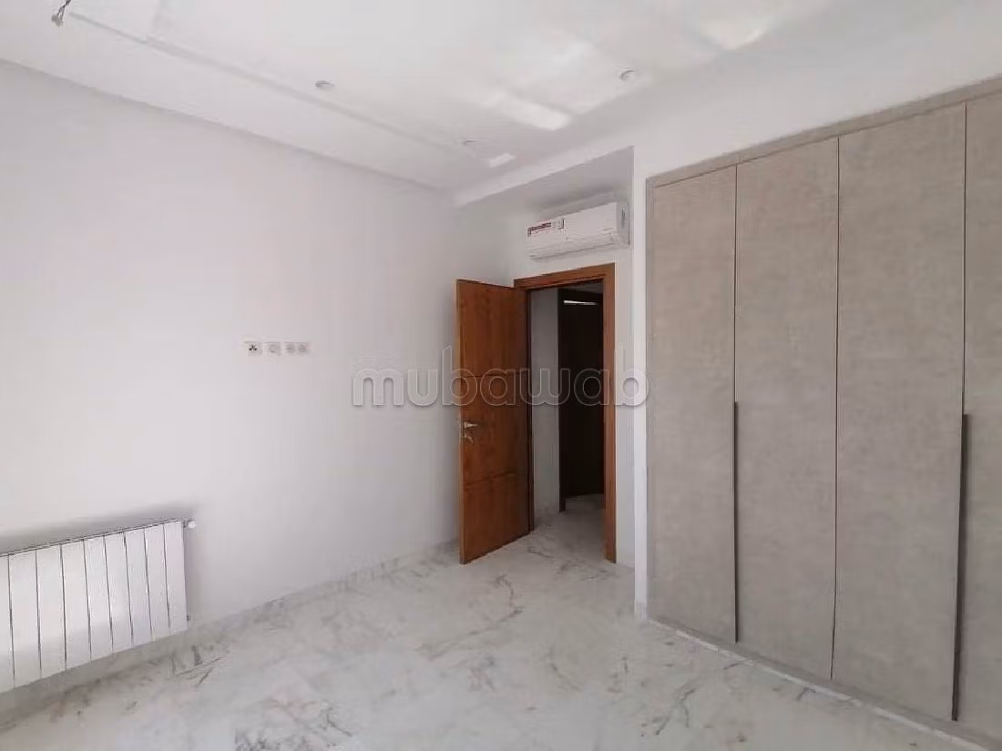Location penthouse a la marsa