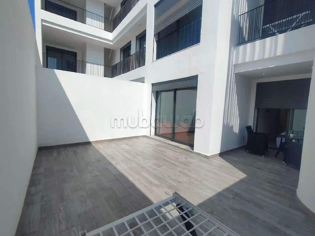 Studio terrasse meublé 63m² 
Ferme Bretone 
7500 Dh