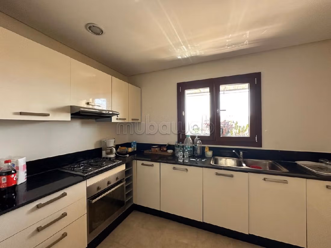 Bonito piso en venta en Guéliz. 2 bonitas habitaciones. Con Ascensor, balcón. 