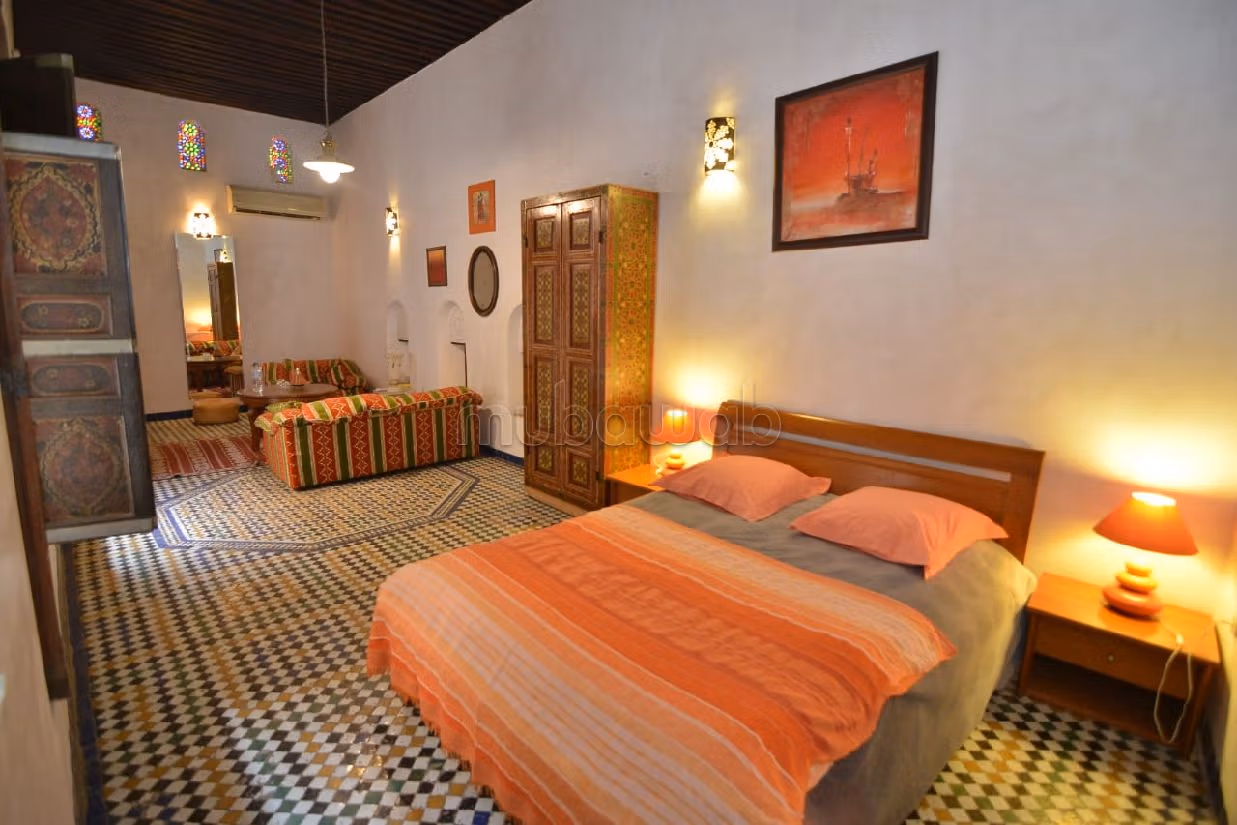 Riads te koop in Talaa. Oppervlakte 400 m². Gemeubileerd
