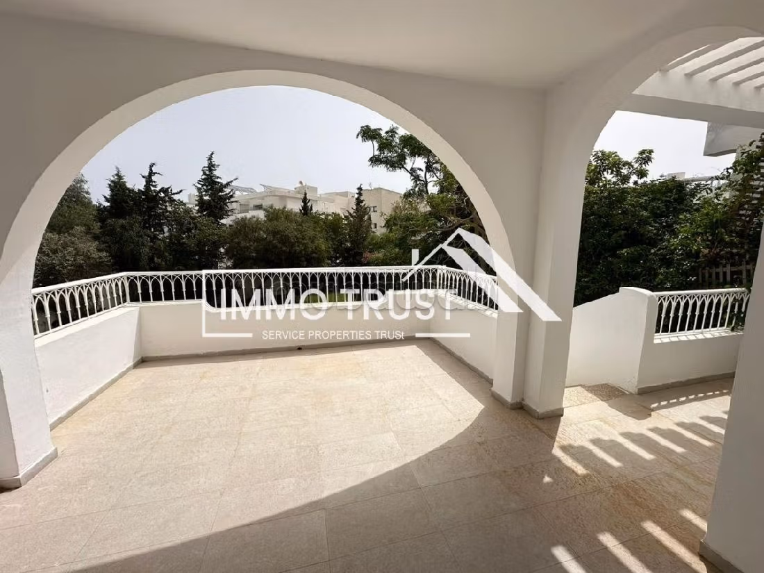 Villa en S4 à Golden Tulipe Gammarth