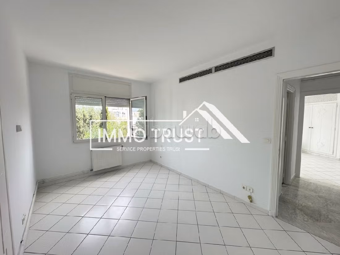 Villa en S4 à Golden Tulipe Gammarth