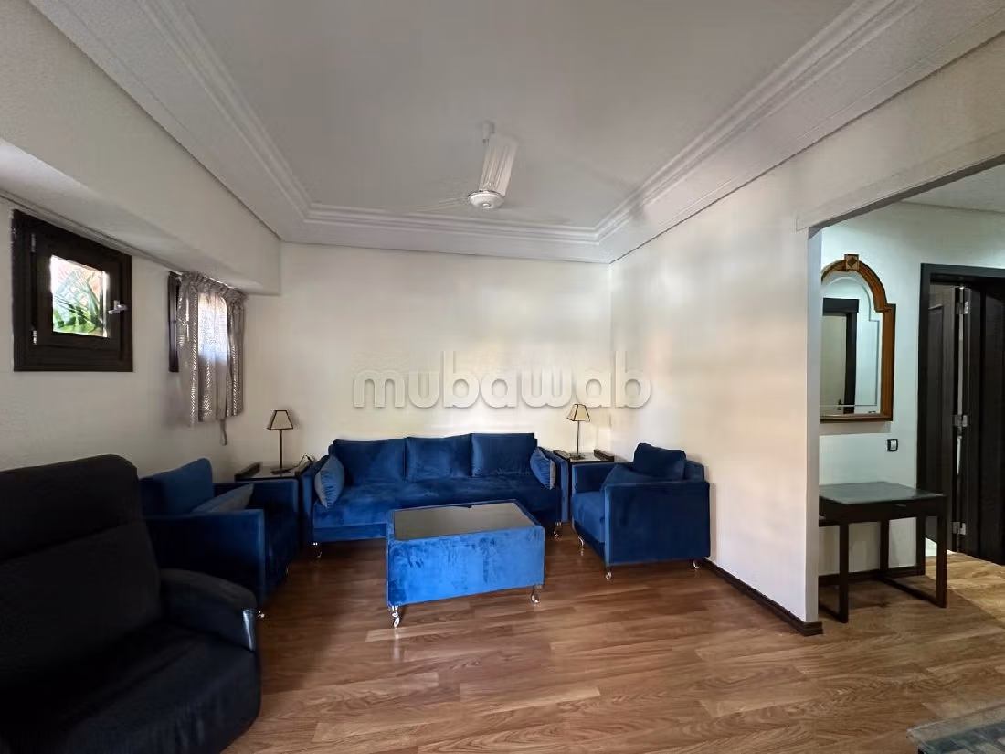 Bonito piso en venta en Guéliz. 3 hermosas habitaciones. Ascensor y terraza. 