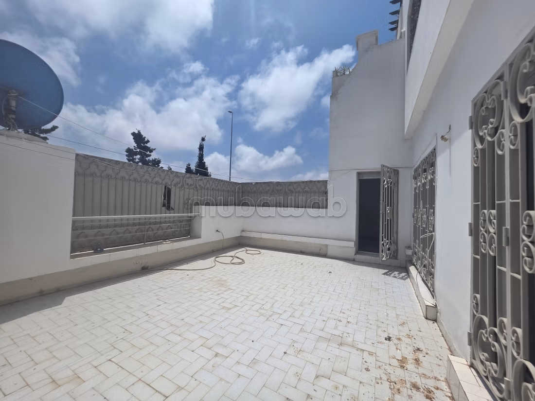 Duplex avec terrasse quartier Ain Diab