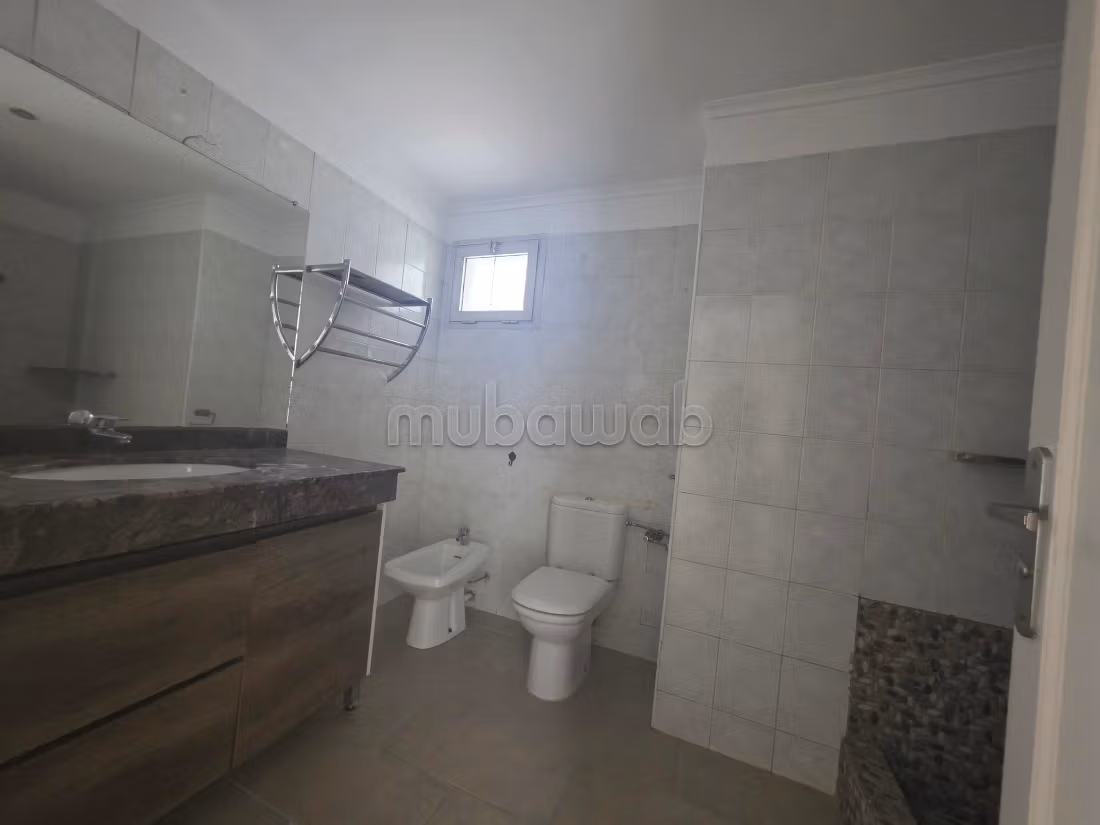 Duplex avec terrasse quartier Ain Diab