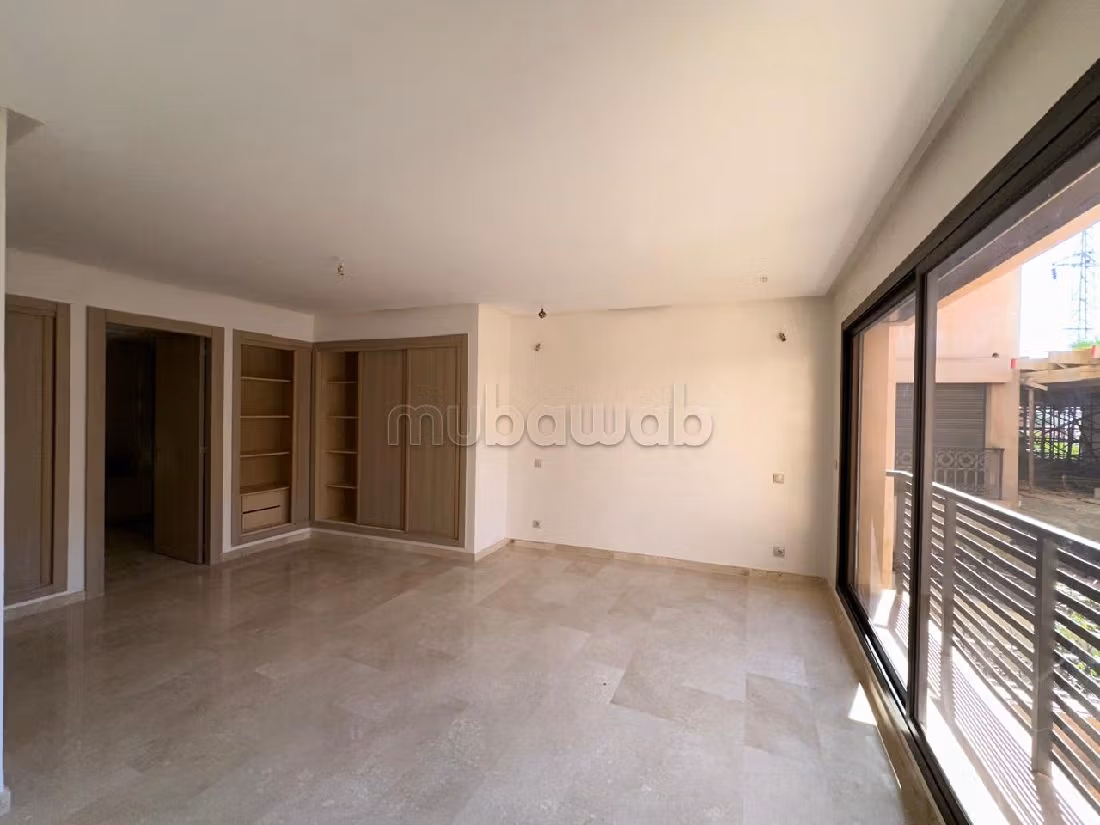 Magnífico piso en venta en Hivernage. 5 habitaciones. Ascensor y terraza. 