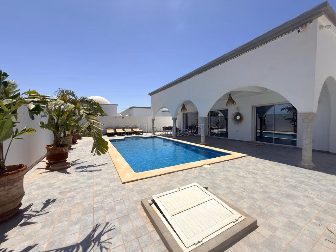 Somptueuse Villa avec Piscine à Djerba