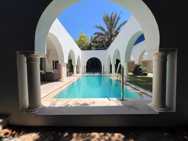 Superbe Villa luxueuse à La Soukra