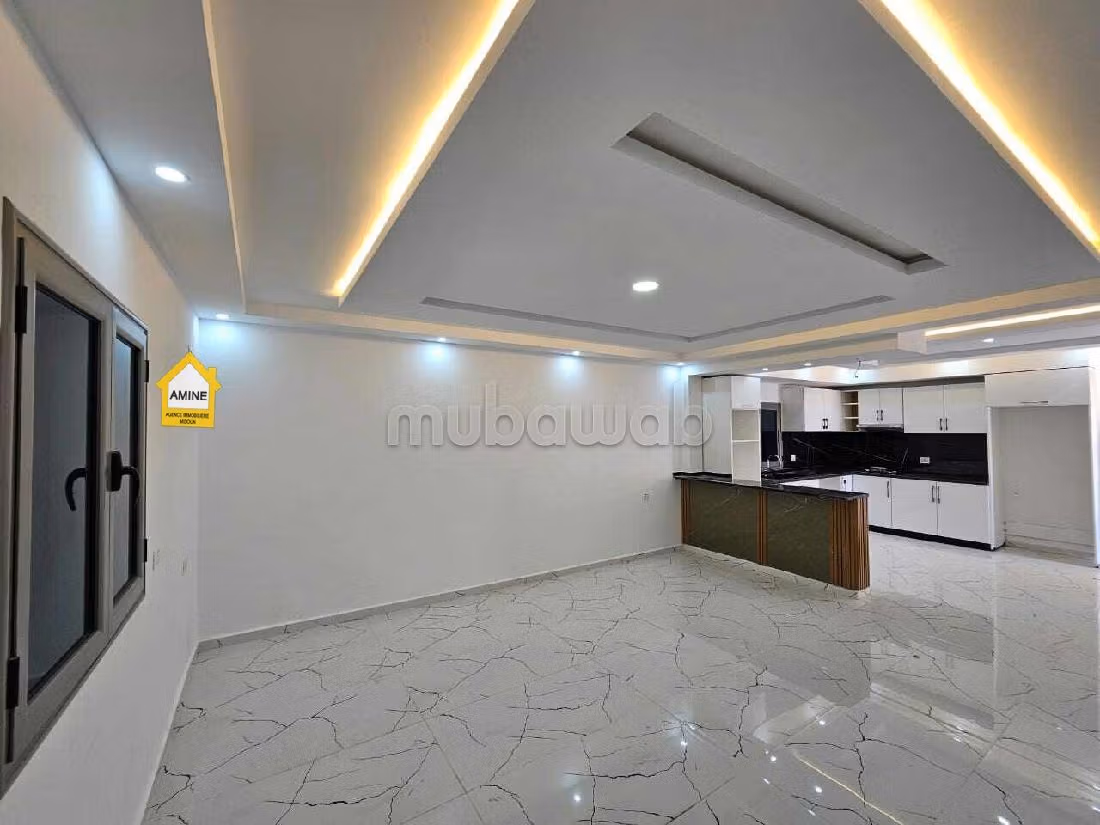 Vendita villa di lusso a Djerba. 3 belle camere da letto. Terrazzo e giardino. 