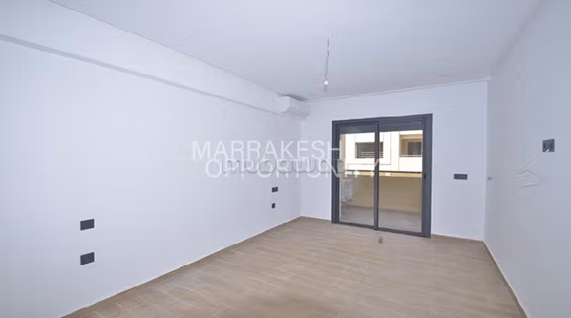 Un bel appartement proposé pour la location longue durée situé à la Palmeraie