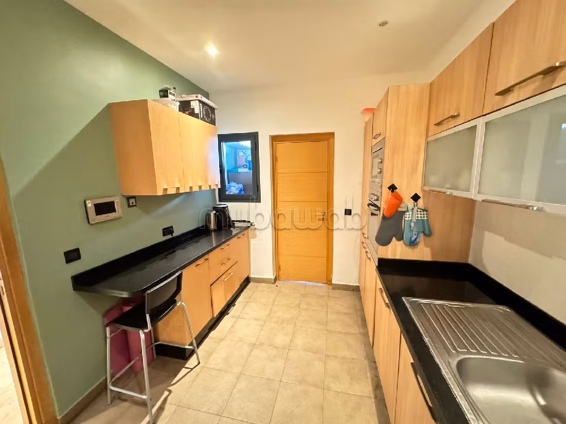 Eccezionale villa in vendita a Ville Verte. 3 camere da letto. Terrazzo e giardino. 