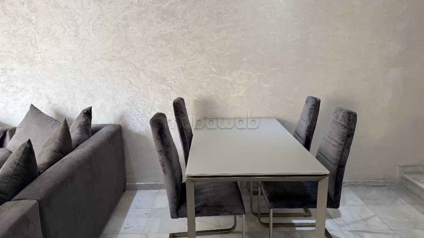 Piso en alquiler en Bourgogne Ouest. 1 dormitorio. Completamente amueblado