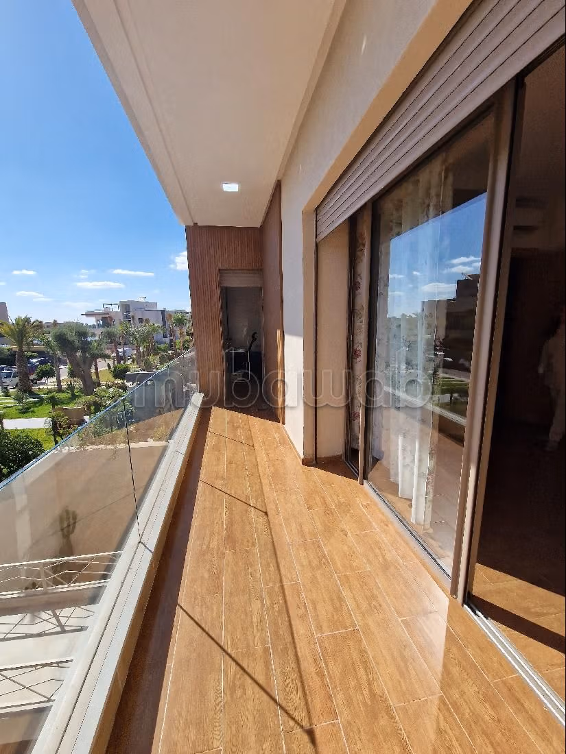 Villa's en luxe woningen beschikbaar in Route de Tahanaout. 8 Ruimtes. Gemeubileerd