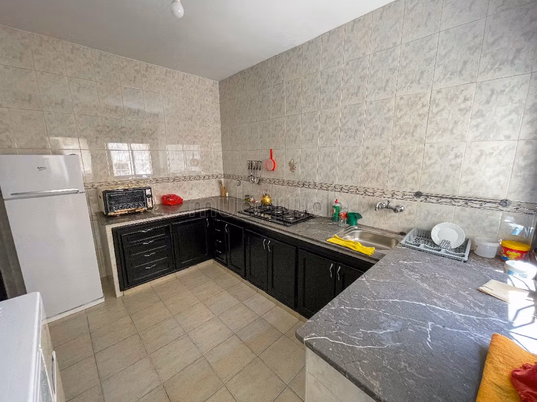 Affitto di uno splendido appartamento. 2 ampi locali. ammobiliato. 