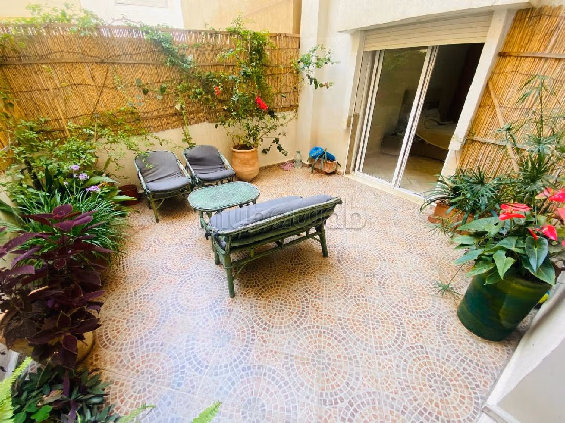 Appartamento da acquistare a Derb Ghalef. Superficie 153 m². Ascensore e posto auto
