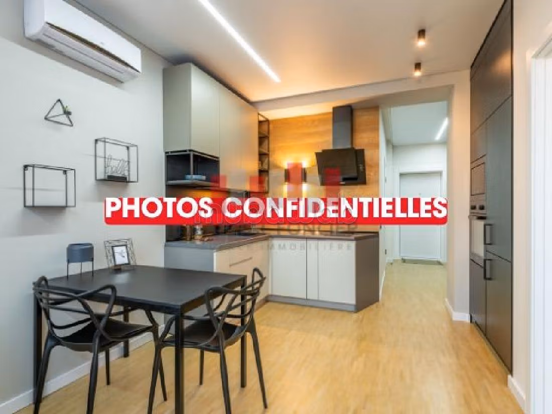 Appartement à l'achat à Les princesses.
1 chambre.
Ascenseur et terrasse — 4