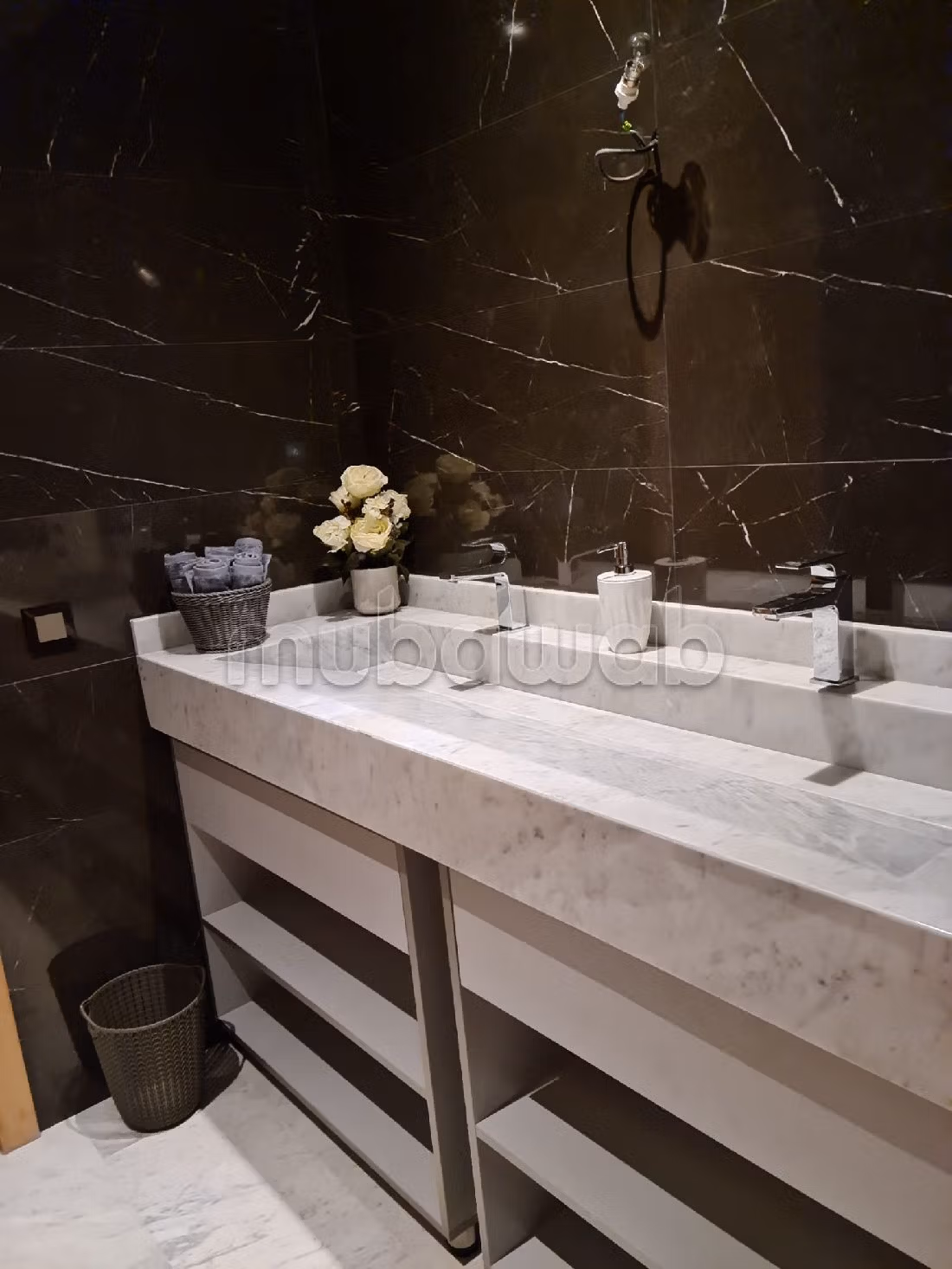 Villa's en luxe woningen om te kopen in Route de Tahanaout. Oppervlakte 798 m². Zwembad en conciërgeservice. 