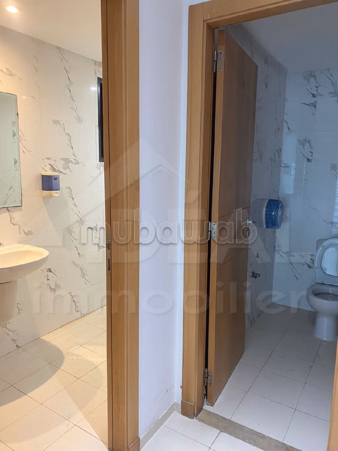 AL Bureau 350m² au Lac1