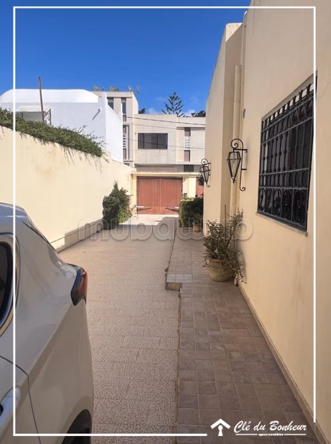 Une belle villa avec piscine à chotrana 2