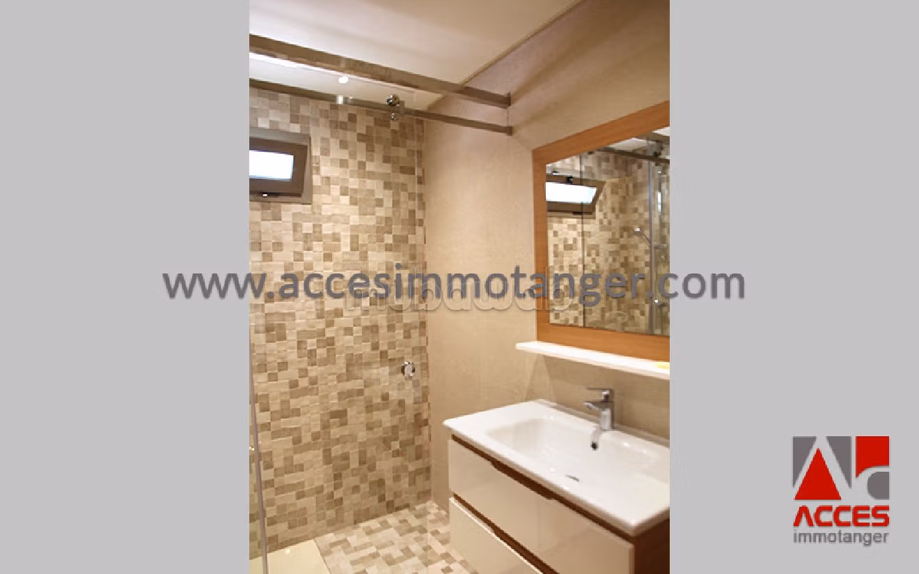 Straordinaria villa in affitto a Moujahidine. 7 locali spaziosi. Arredato