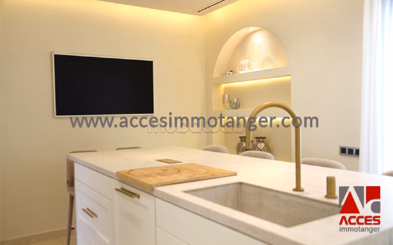 Straordinaria villa in affitto a Moujahidine. 7 locali spaziosi. Arredato