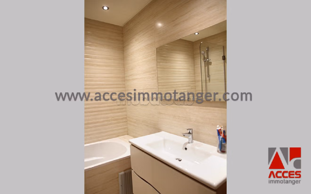 Straordinaria villa in affitto a Moujahidine. 7 locali spaziosi. Arredato