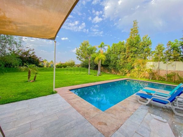 Très bel appartement en location à Agdal. Surface de 100 m². Meublé