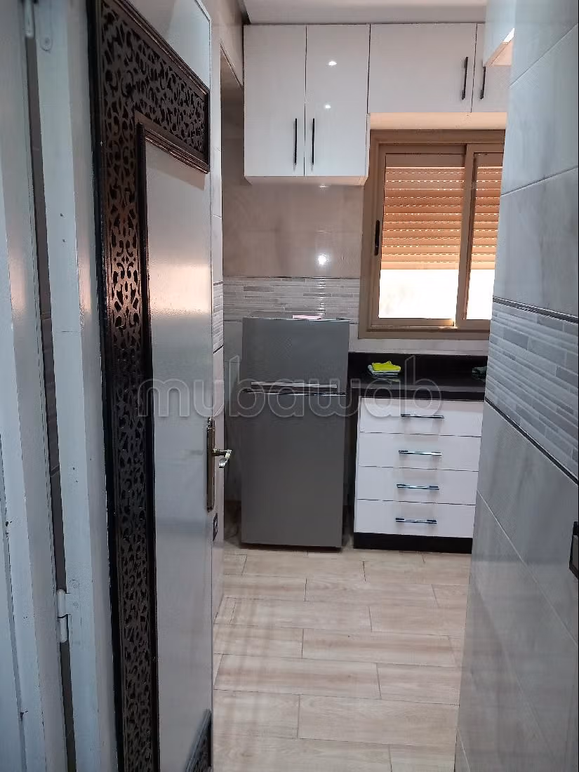 Appartement de vacances à louer à Hay Saada. 2 pièces confortables. Antenne parabolique et Porte blindée