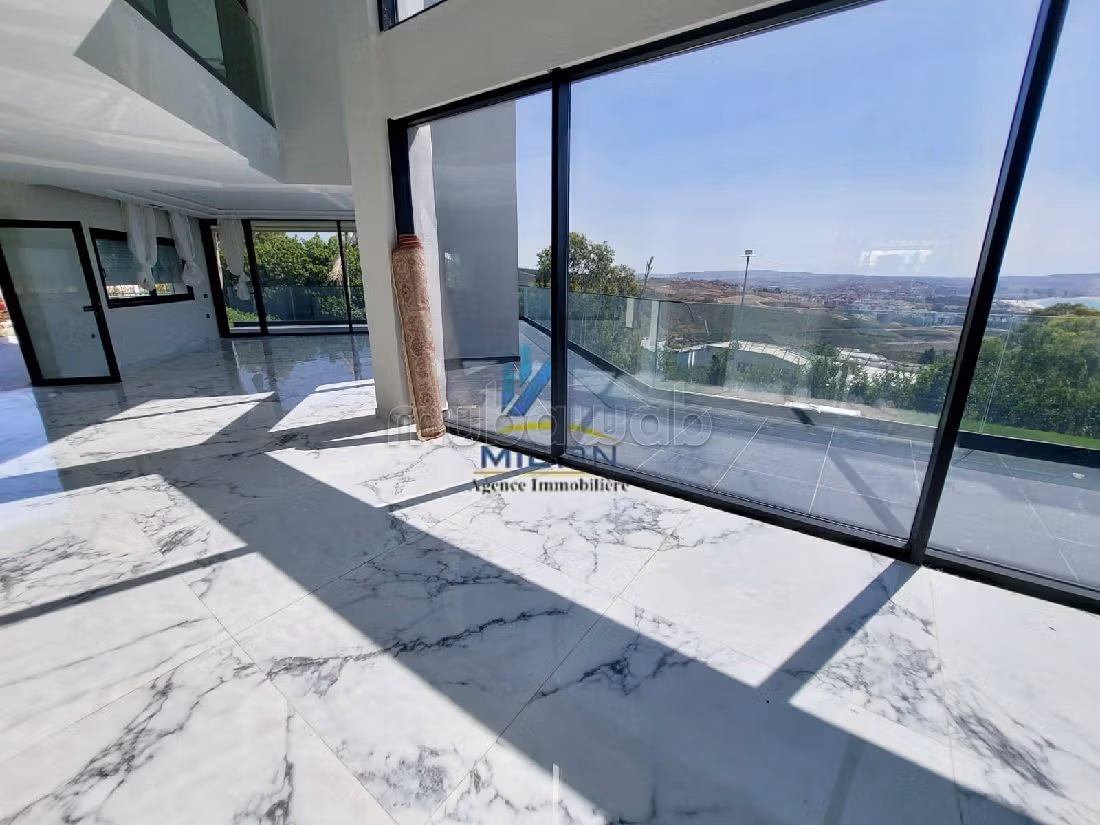 Luxury Villa à Vendre à Nouinouich