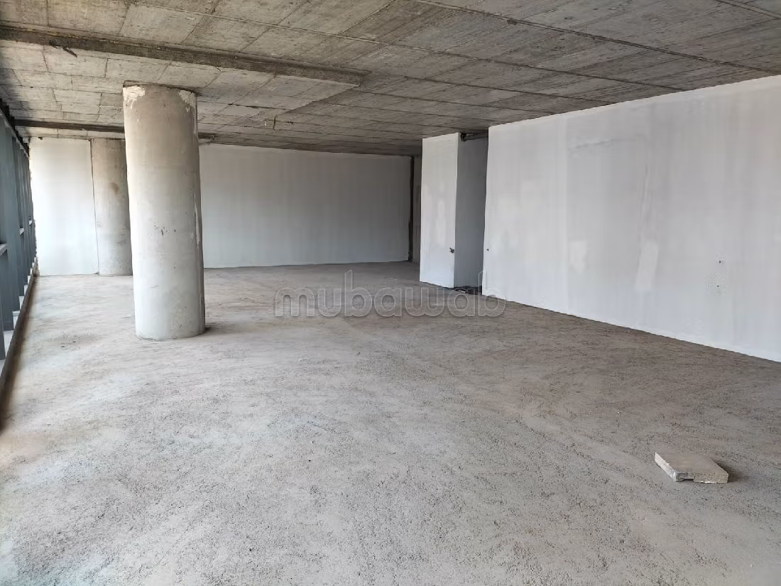 Offices for rent in Casablanca Finance City. Small area 138 m². No Lift, Balcony