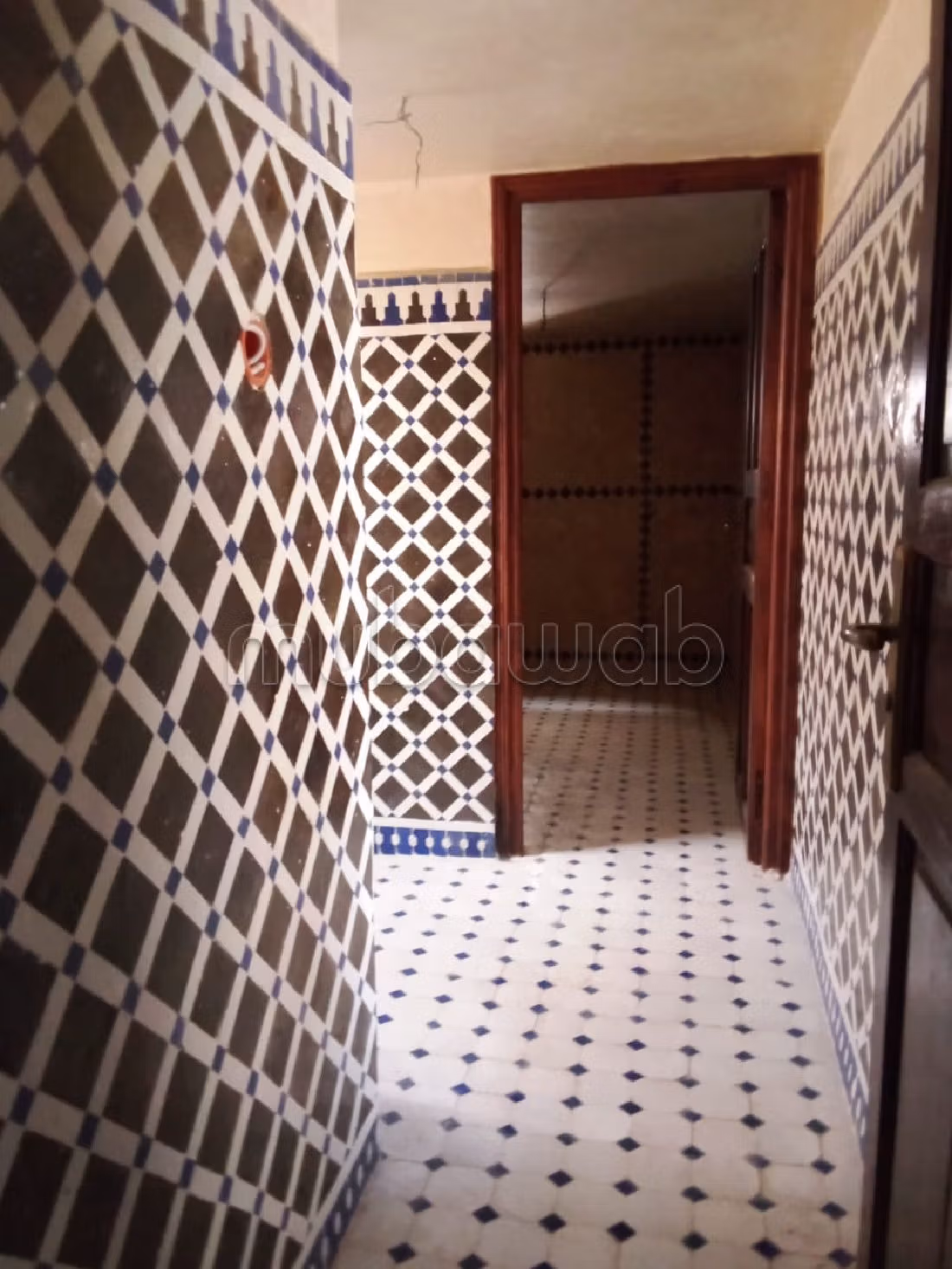 Riads kopen in Talaa. 9 Ruimtes. Prachtig uitzicht op de bergen en een verstevigde deur. 