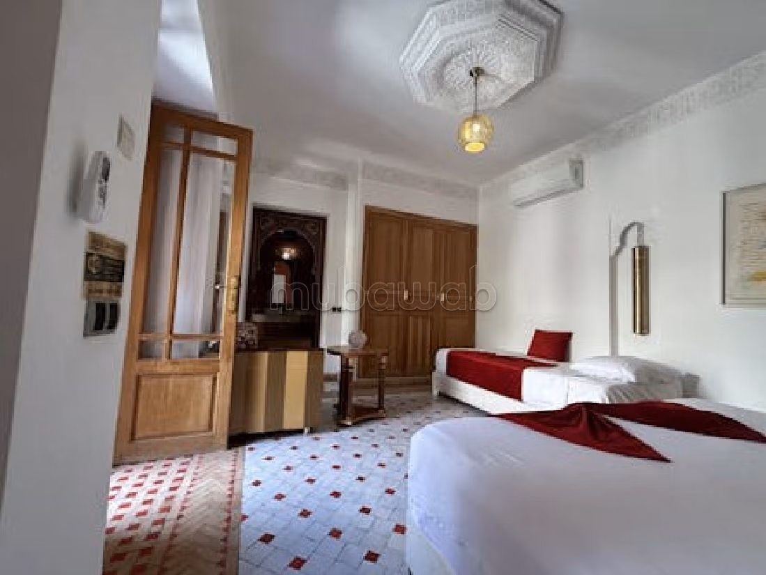 Riads om te kopen in Agdal. 5 Slaapkamers. Gemeubileerd. 