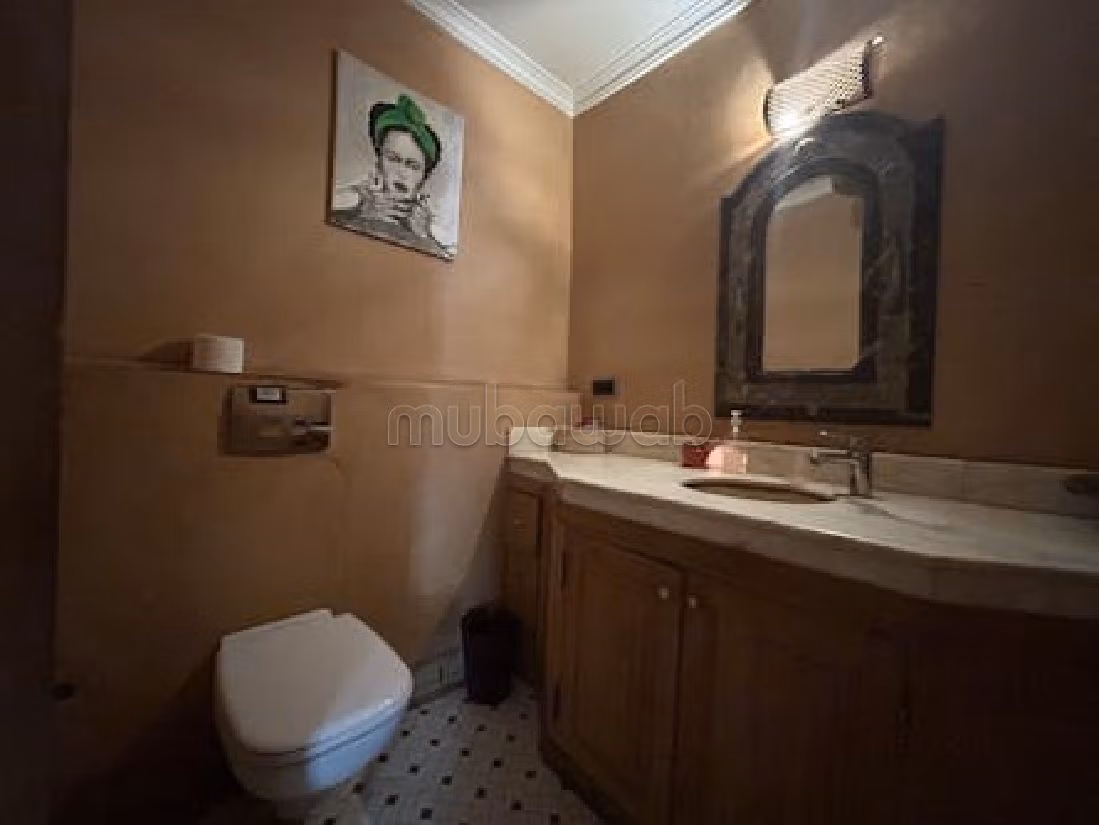 Riads om te kopen in Agdal. 5 Slaapkamers. Gemeubileerd. 