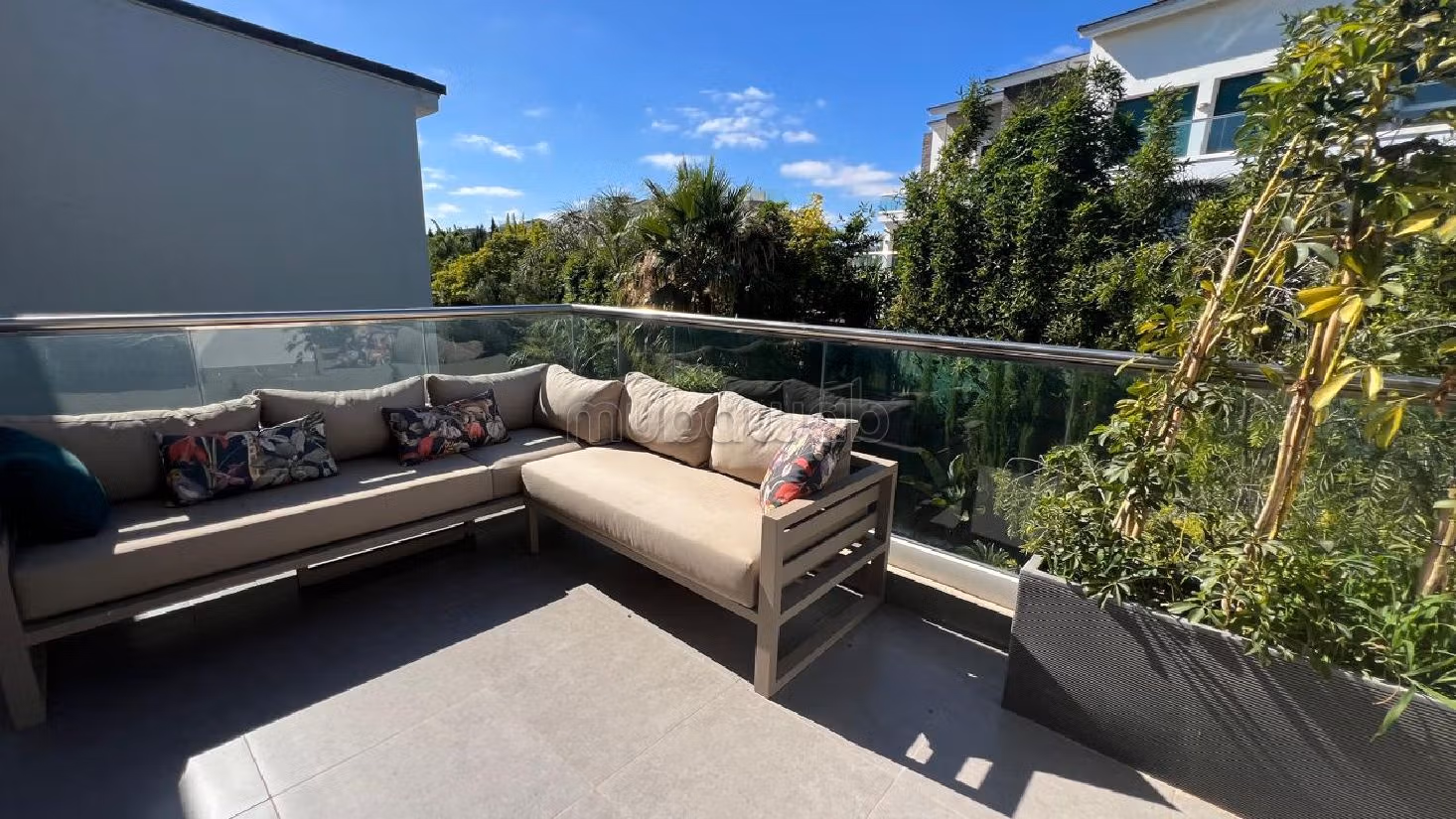 A Vendre Villa NEUVE Bande 330m² Palmeraie